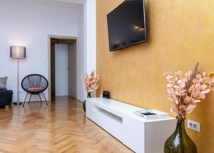 Gold Apartman